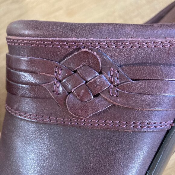 Clark's Collection Clogs Marion Jess Leather sz 8.5 Mahogany/Brown, 2.25" heel - Picture 2 of 11